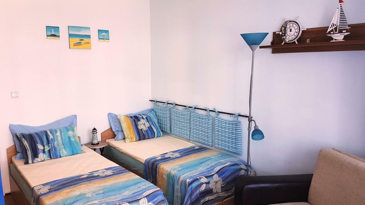 Blue Bay Sea View Apartment Pomorie Exterior photo